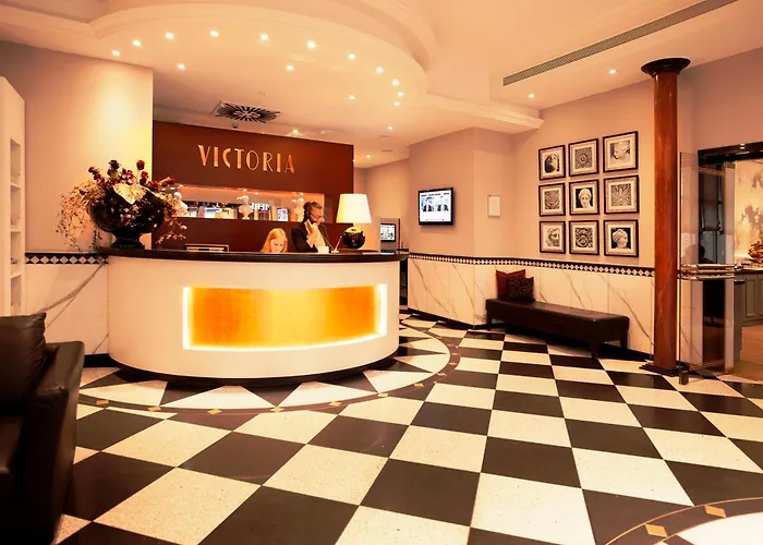 Victoria Hotel
