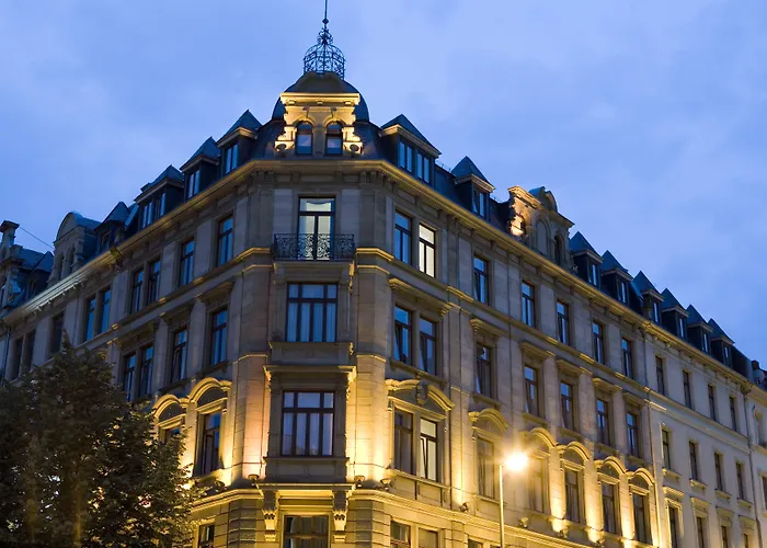 Victoria Hotel